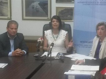 Noticia Radio Panamá | Zarina Anticorrupción insistirá con cambios a la ley de contrataciones públicas
