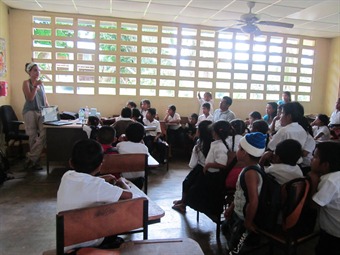Noticia Radio Panamá | Paralización en distintos centros educativos se debe a la falta de una política de mantenimiento