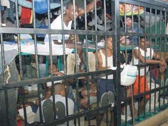 Noticia Radio Panamá | Cinco privados de libertad se fugan de La Joyita. Policía Nacional logra recapturas