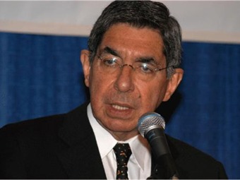 Noticia Radio Panamá | Oscar Arias, consideró necesario acelerar diálogos y mantener lucha por la paz en Colombia