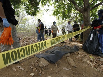 Noticia Radio Panamá | Amnistía Internacional informó descubrimiento de decenas de fosas clandestina en Guerrero