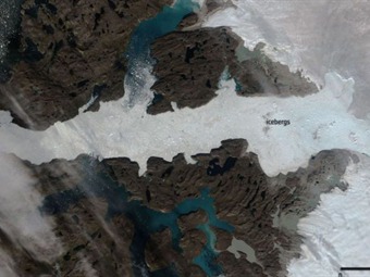 Noticia Radio Panamá | Enorme iceberg se desprende de Groenlandia