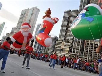 Noticia Radio Panamá | Fondos para desfile de navidad son compartidos con la empresa privada: Alcalde Blandón