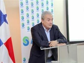Noticia Radio Panamá | «AES no incumple ley» dice Roberto Meana de la ASEP