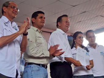 Noticia Radio Panamá | Entregan órdenes de proceder para tercera etapa del sistema de alcantarillado de San Miguelito.