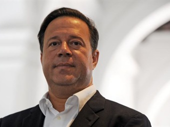 Noticia Radio Panamá | Presidente Varela se solidariza con familiares de fallecidos en accidente aéreo en Egipto