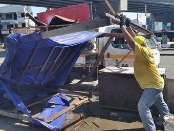 Noticia Radio Panamá | Autoridad de Aseo realiza operativo de limpieza en 5 de Mayo