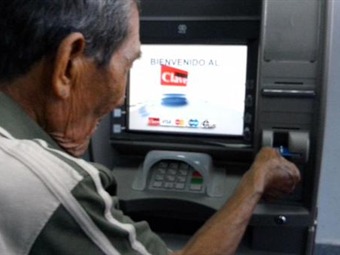 Noticia Radio Panamá | MIDES, anuncia Último pago del año de 120 a los 65 a partir del 30 de noviembre
