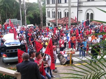 Noticia Radio Panamá | Con un 95 por ciento de respaldo, grupos populares, realizan huelga nacional