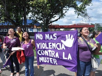 Noticia Radio Panamá | «La maternidad no puede ser forzada» Vicepresidenta Fundagénero
