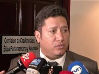Noticia Radio Panamá | Comisión de Credenciales rechaza petición de Ayú Prado para investigar a Magistrado Harry Díaz