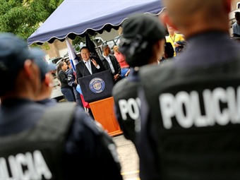 Noticia Radio Panamá | Gobierno invierte 26 millones en la adquisición de nuevos equipos para unidades de la Policía Nacional