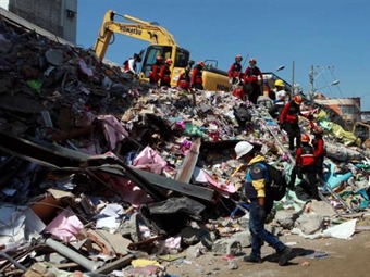 Noticia Radio Panamá | Banco de Ecuador condona deudas a 42.000 clientes damnificados por terremoto