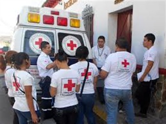 Noticia Radio Panamá | Cruz Roja Salvadoreña entrega kits de limpieza en Ilopango para prevenir Zika