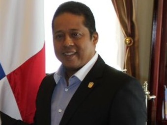 Noticia Radio Panamá | Disminuye cifra de menores detenidos en toques de queda: Gobernador Rafael Pino