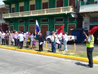 Noticia Radio Panamá | Singular protesta en «La Mayor» en contra de procesos migratorios
