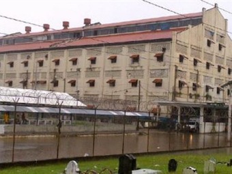 Noticia Radio Panamá | Evalúan propuesta de diseño y construcción de nueva cárcel en Colon