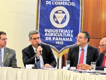 Noticia Radio Panamá | Ministro de Salud propone resolución para solucionar desabastecimiento de medicamentos