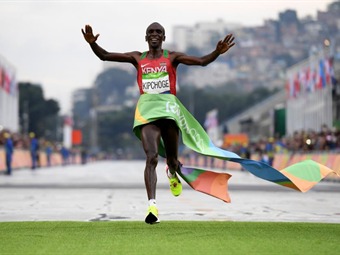 Noticia Radio Panamá | Eliud Kipchoge gana maratón atlética en Río 2016