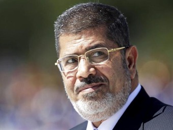 Noticia Radio Panamá | Confirman la sentencia de 20 años contra Mursi por la muerte de manifestantes