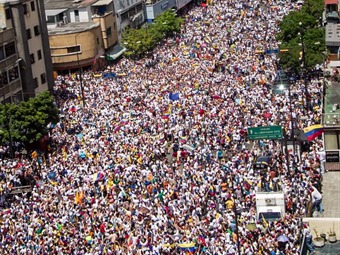 Noticia Radio Panamá | La oposición se toma nuevamente las calles de Venezuela