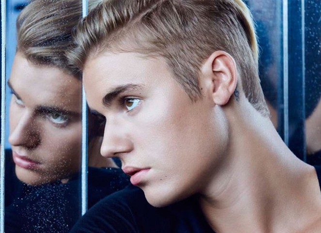 Noticia Radio Panamá | Justin Bieber estudia la Biblia para encontrar el orden de su vida