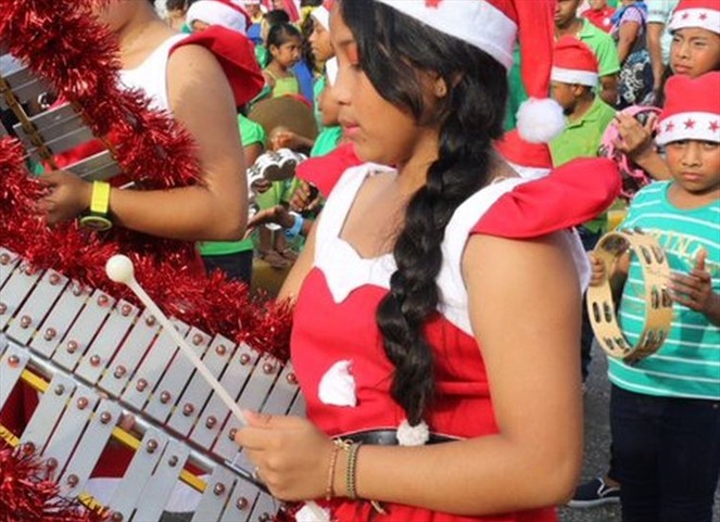 Noticia Radio Panamá | Arraiján y La Chorrera celebrarán la Navidad con desfiles este domingo