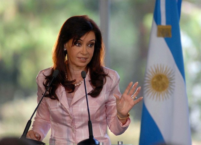 Noticia Radio Panamá | Ordenan investigar a expresidenta de Argentina por encubrimiento de atentado
