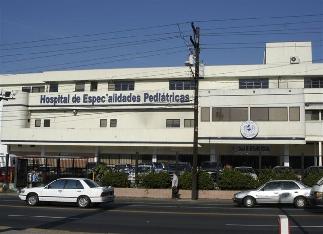 Noticia Radio Panamá | Hospital de Especialidades Pediátricas de la CSS reinicia intervenciones quirúrgicas