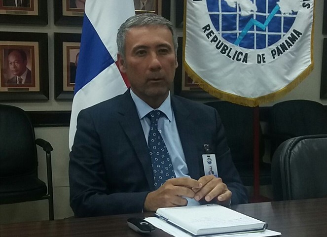 Noticia Radio Panamá | MEF justifica la adquisición de un centenar de autobuses