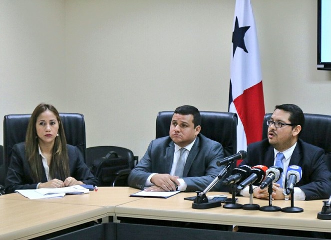 Noticia Radio Panamá | ATTT anuncia incremento en las tasas para inscripción de vehículos