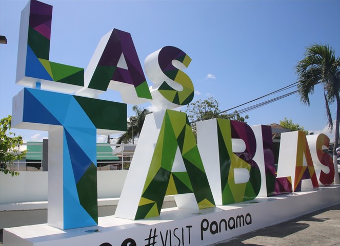 Noticia Radio Panamá | Inauguran quinto parador fotográfico en Las Tablas
