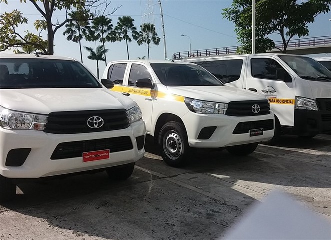 Noticia Radio Panamá | Entregan nueva flota vehicular a Centros Penitenciarios