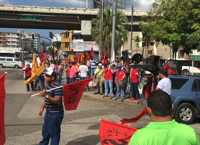 Noticia Radio Panamá | Suntracs reactiva jornada de protestas