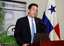Noticia Radio Panamá | Cancillería de Panamá niega tener conocimiento sobre extradición de West Valdés