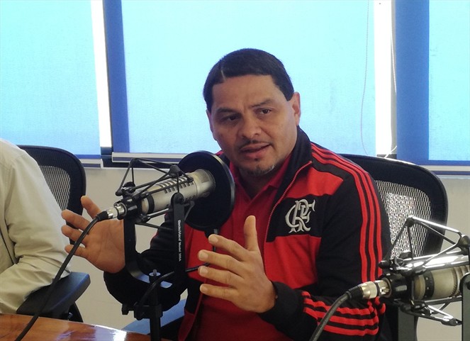 Noticia Radio Panamá | Saúl Mendez señala que se intenta vincular a Suntracs a investigaciones con Odebrecht