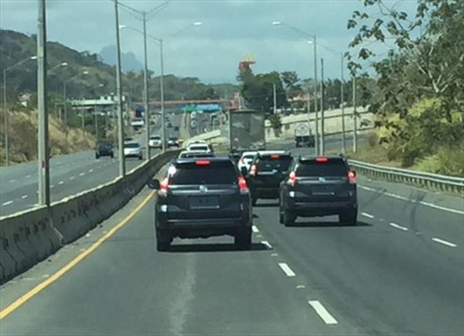 Noticia Radio Panamá | Contraloría ordena retener vehículos propiedad del Estado que transiten sin placa