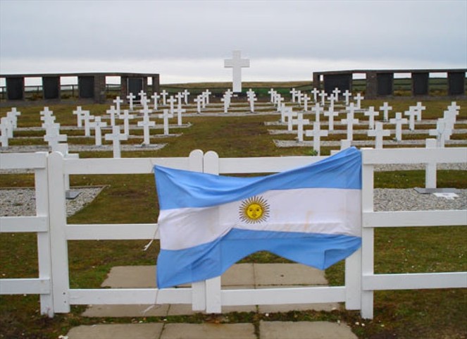 Noticia Radio Panamá | Homenajes a 35 años del comienzo de la guerra y vínculo actual entre la Argentina y Gran Bretaña