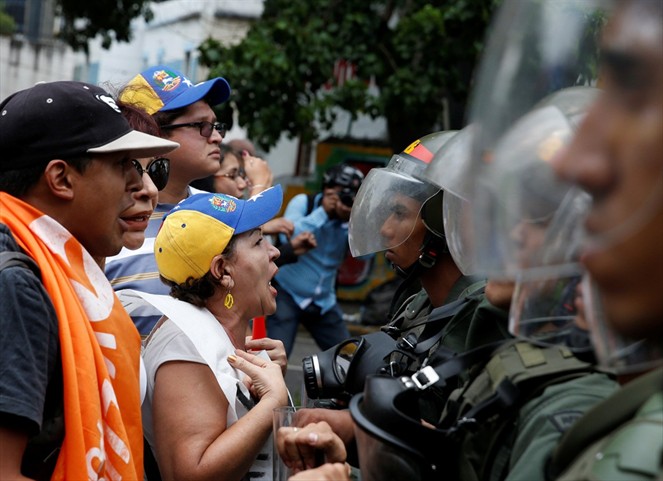 Noticia Radio Panamá | Agreden a periodista de Prisa Radio en medio de cobertura en Venezuela