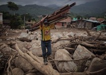 Noticia Radio Panamá | Continúa búsqueda de más de 100 desaparecidos en Mocoa