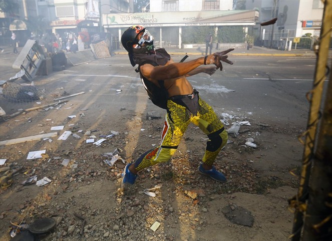 Noticia Radio Panamá | Saqueos y tiroteos en Venezuela dejan 12 fallecidos