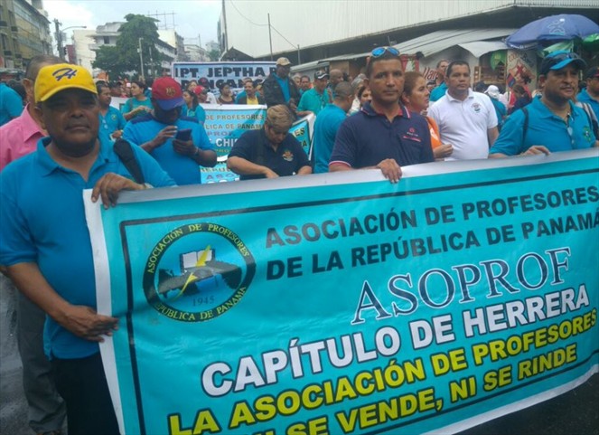 Noticia Radio Panamá | Asoprof convoca marcha nacional por incumplimiento de acuerdos