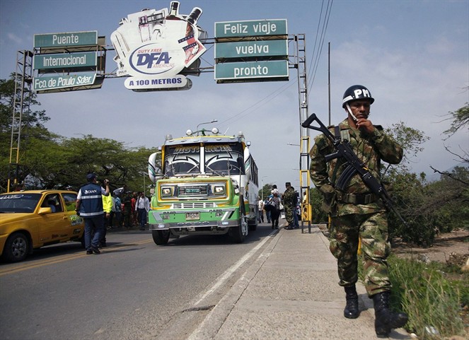 Noticia Radio Panamá | Reabrirán temporalmente frontera colombo-venezolana para paso de vehículos