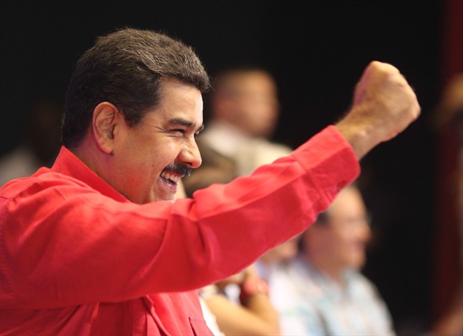 Noticia Radio Panamá | Oposición venezolana en alerta ante llamado a constituyente de Maduro