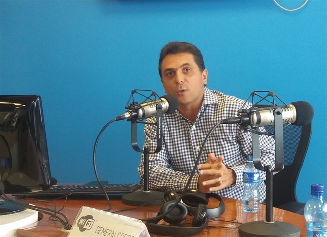 Noticia Radio Panamá | El MOP ha construído caminos fuera de la capital; Secretario de Comunicación del Estado