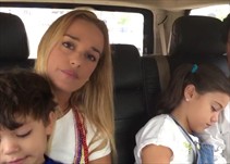 Noticia Radio Panamá | Lilian Tintori pudo ver a su esposo Leopoldo López