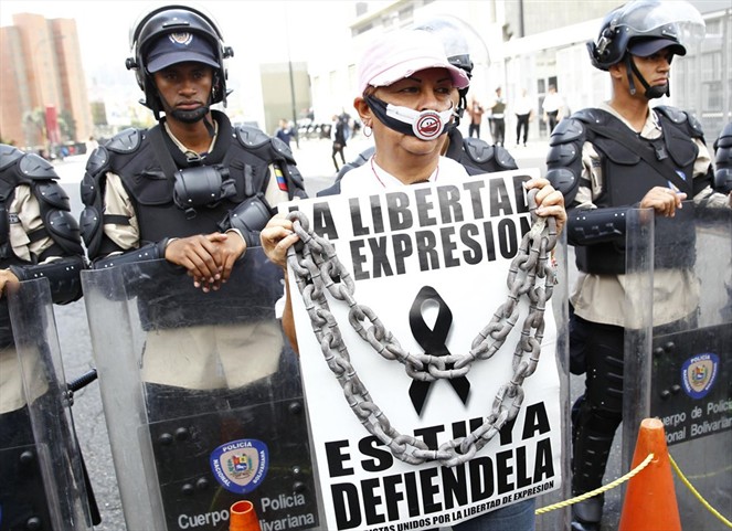Noticia Radio Panamá | Asamblea venezolana denuncia casos de agresiones contra periodistas