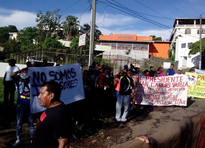 Noticia Radio Panamá | Comunidad de Cerro Galera pide alternativa del MIVIOT por desalojo
