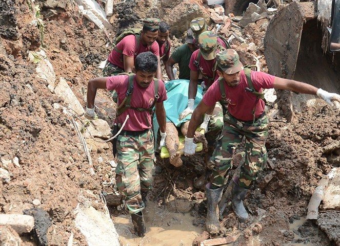 Noticia Radio Panamá | Lluvias dejan más de un centenar de muertos s en Sri Lanka