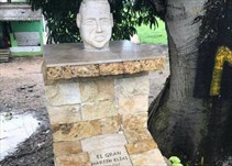 Noticia Radio Panamá | Construyen escultura en honor al cantante de vallenato «Martín Elías»